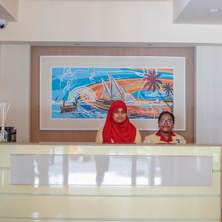 Three Inn Hulhumale Ngoại thất bức ảnh